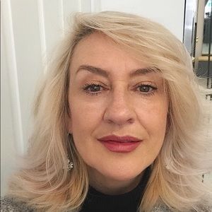 Meet your Posher, Melanie